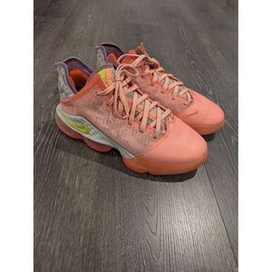 Nike Lebron‎ 19 Low Hawaii LeBron James Basketball Sneakers Size 8